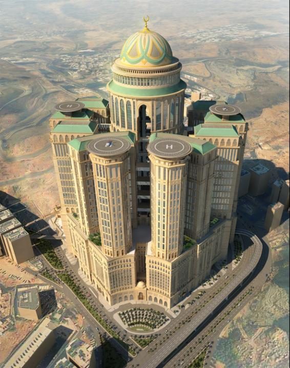 mecca's largest hotel in world