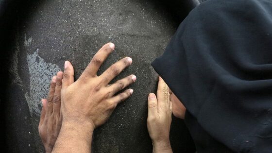 Saudi Shoura proposes women-only timings for Black Stone ritual