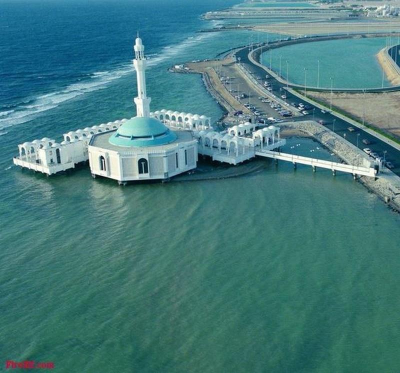 ar rahma mosque in jeddah saudi arabia 04