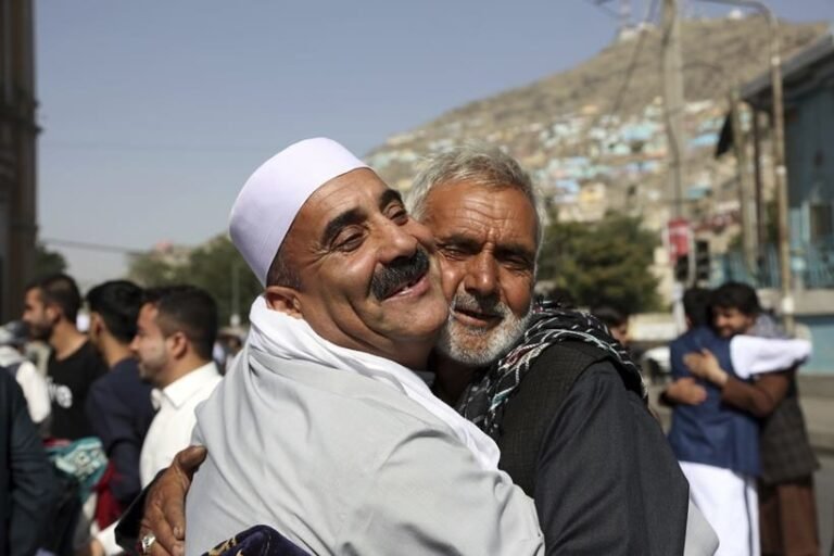 Eid mubarak Images from around the World