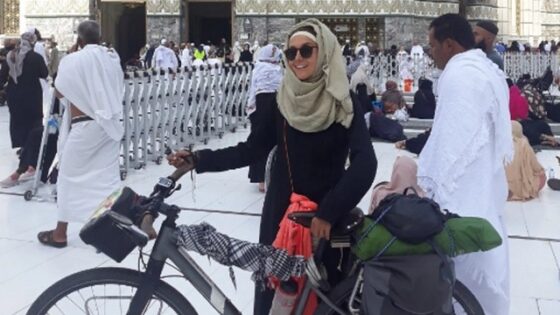 Sara Haba becomes First Woman Pilgrim to reach Mecca by bicycle.