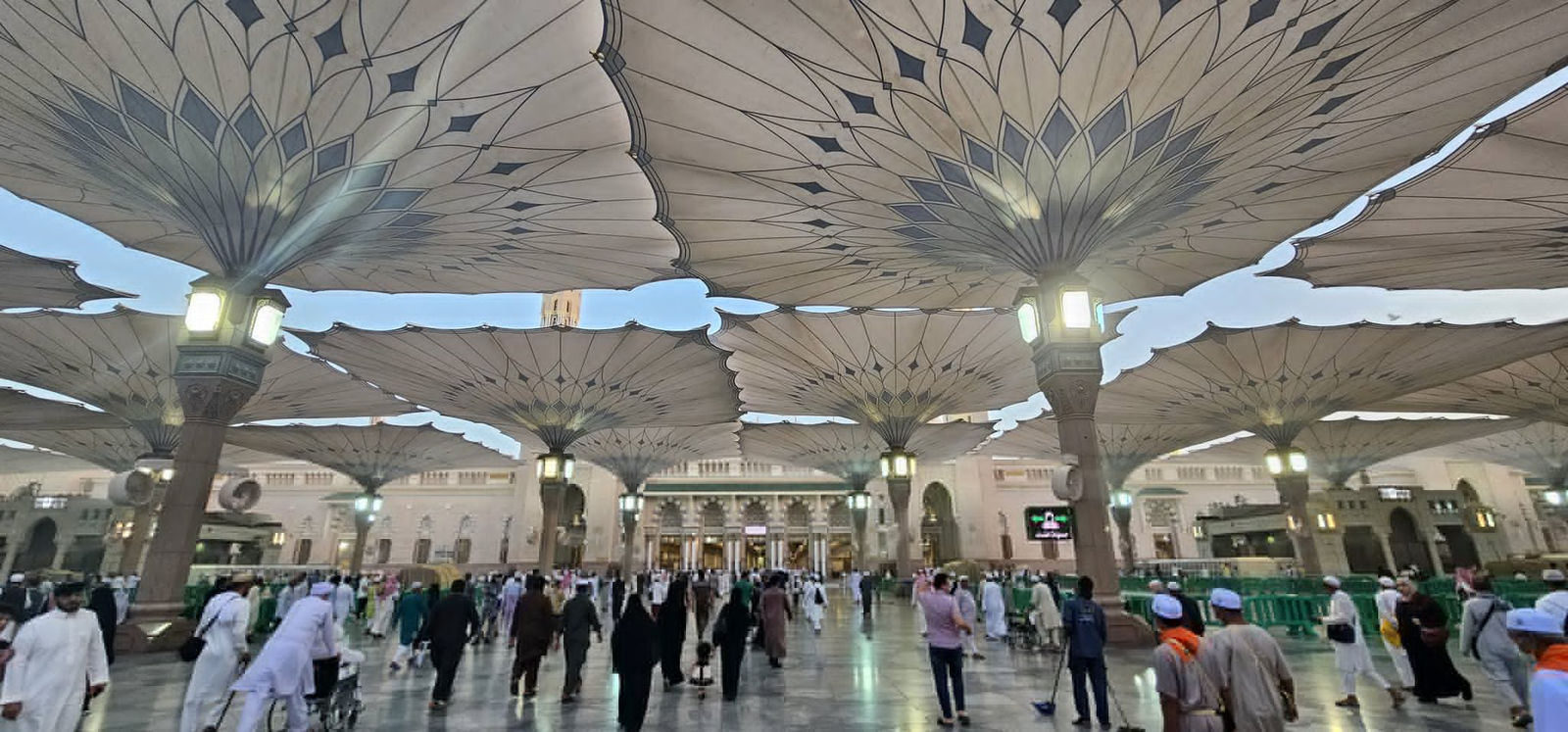 Mesmerising Images of Masjid al nabi