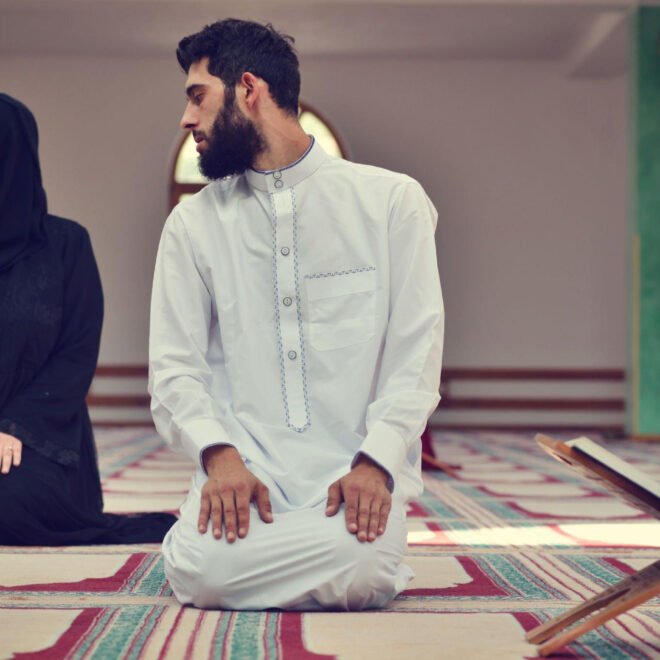 7 people under the shade of Allah