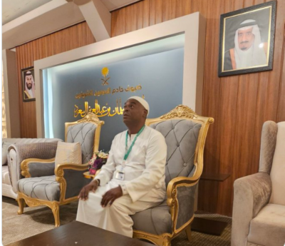 Ibrahim Richmond,Priest of 15 year reverted to Islam after a series of dream.